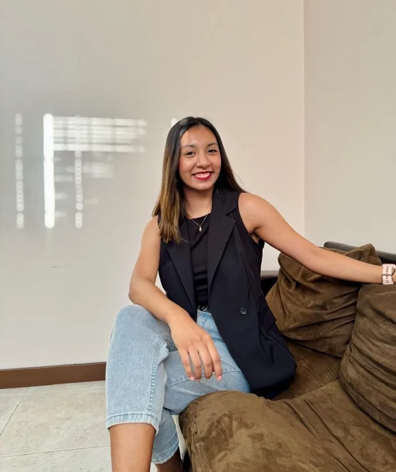 Camila Reyes — psicóloga colegiada Mente Sana (Autoestima y vínculos)